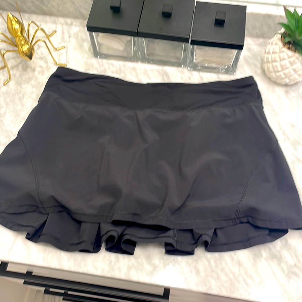Lululemon black tennis skirt